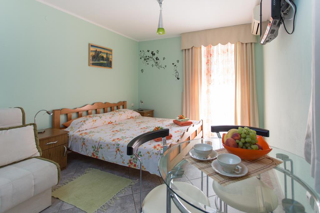 Djurovic Apartments Montenegro โกตอร์ ภายนอก รูปภาพ