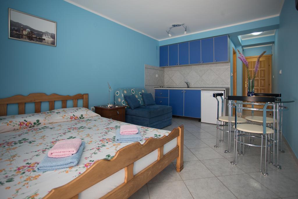 Djurovic Apartments Montenegro โกตอร์ ภายนอก รูปภาพ