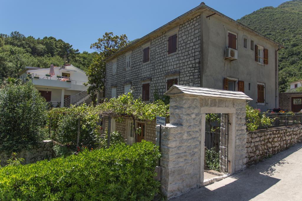 Djurovic Apartments Montenegro โกตอร์ ภายนอก รูปภาพ