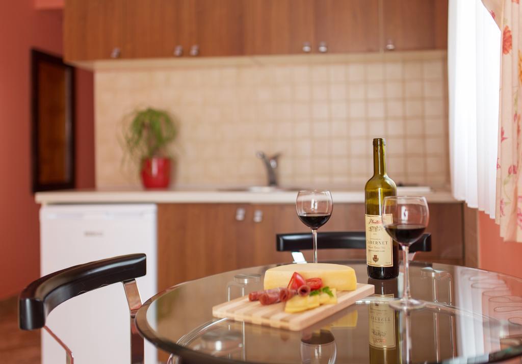 Djurovic Apartments Montenegro โกตอร์ ภายนอก รูปภาพ