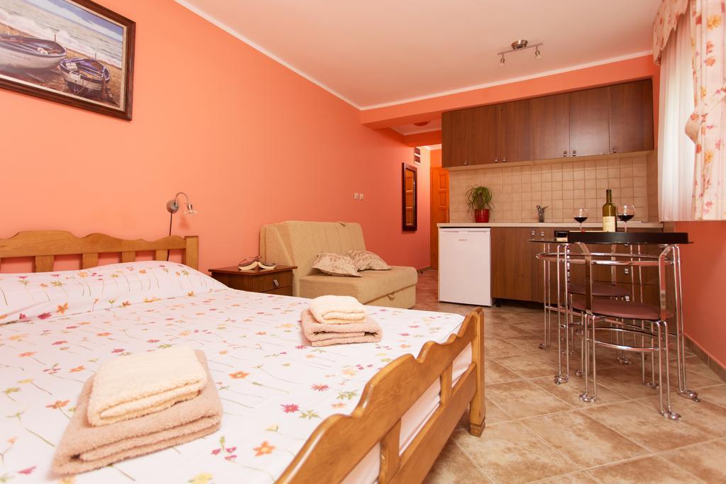 Djurovic Apartments Montenegro โกตอร์ ภายนอก รูปภาพ
