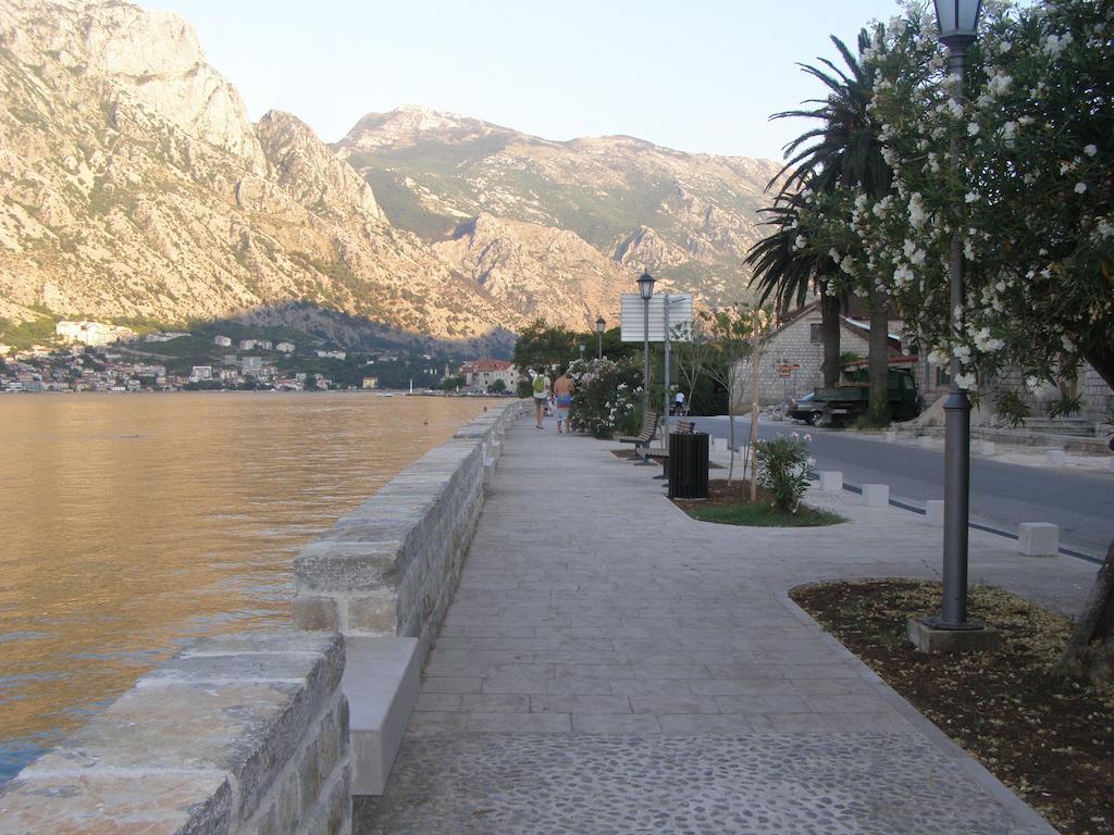 Djurovic Apartments Montenegro โกตอร์ ภายนอก รูปภาพ