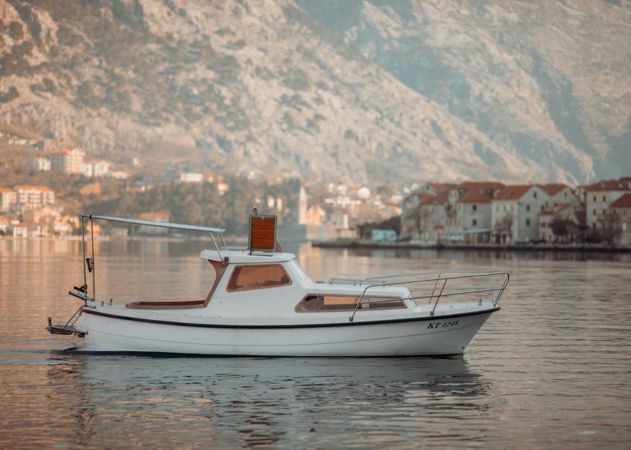 Djurovic Apartments Montenegro โกตอร์ ภายนอก รูปภาพ